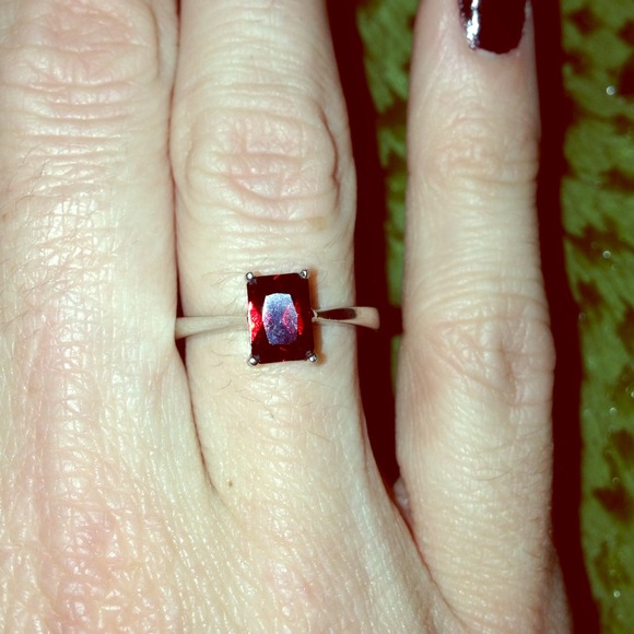 Garnet size 6 sterling silver ring