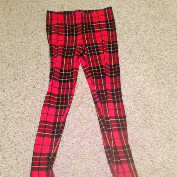 Forever 21 Plaid Leggins