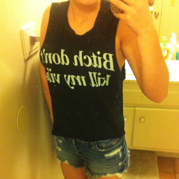 ❌Traded 🌻Brandy Melville - Picture 3 of 3