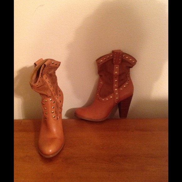 Barely worn boot