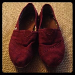 Maroon Classic TOMS