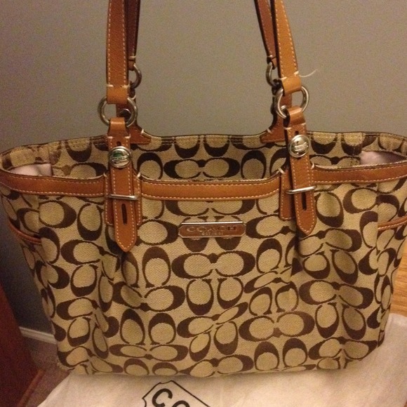 COACH medium size bag