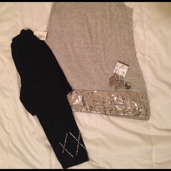 Cute oversize tank and tights