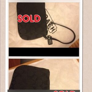 ***SOLD***COACH wristlet black