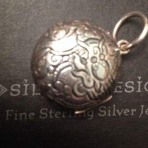 Locket/pendant