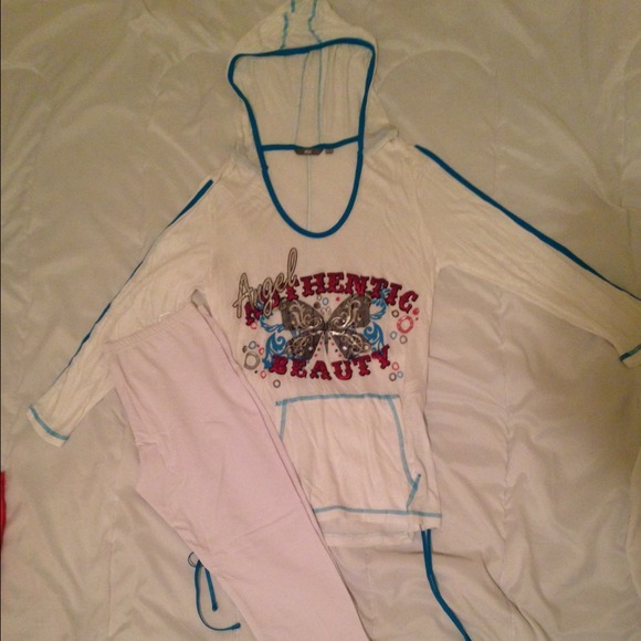 Athletic hoodie w/ tights