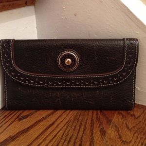 ❤️Dooney and Bourke❤️ wallet