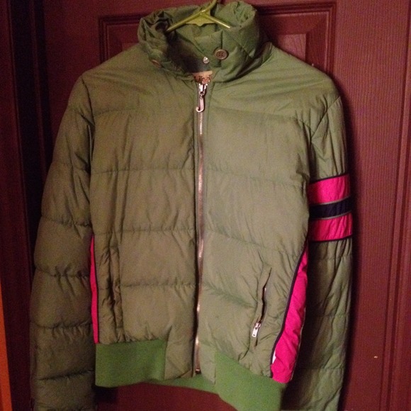 For Levie @@@@ Lovely Coat Juicy Couture.