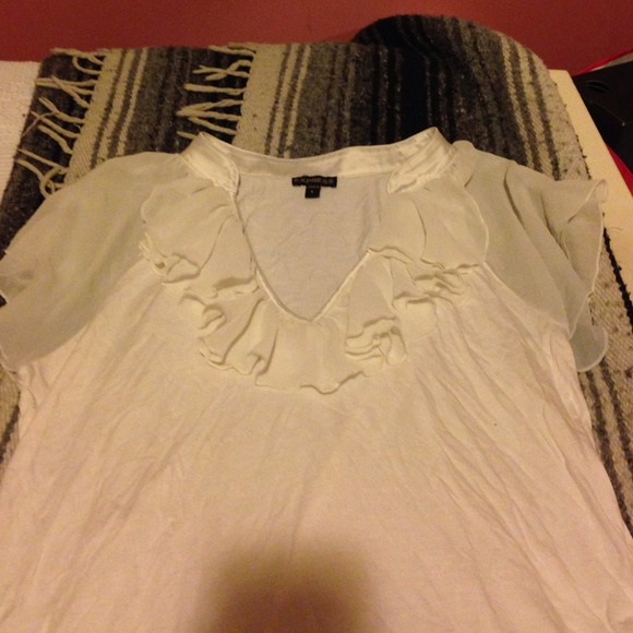 Express White Ruffle Top - Picture 2 of 4