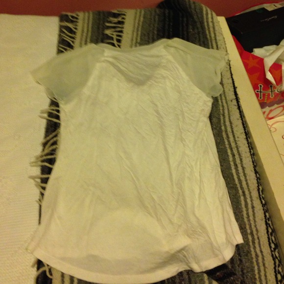 Express White Ruffle Top - Picture 4 of 4