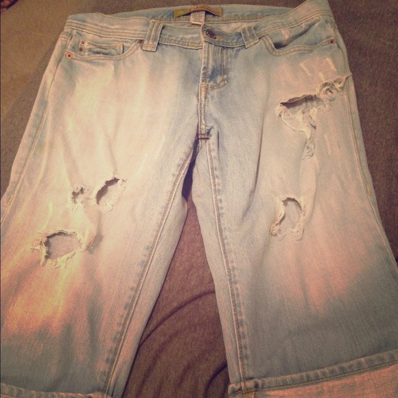 Old Navy Ripped Capris