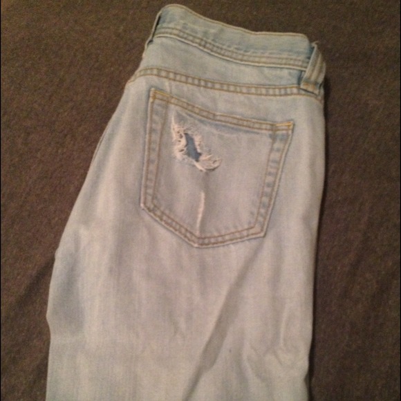 Old Navy Ripped Capris - Picture 3 of 3