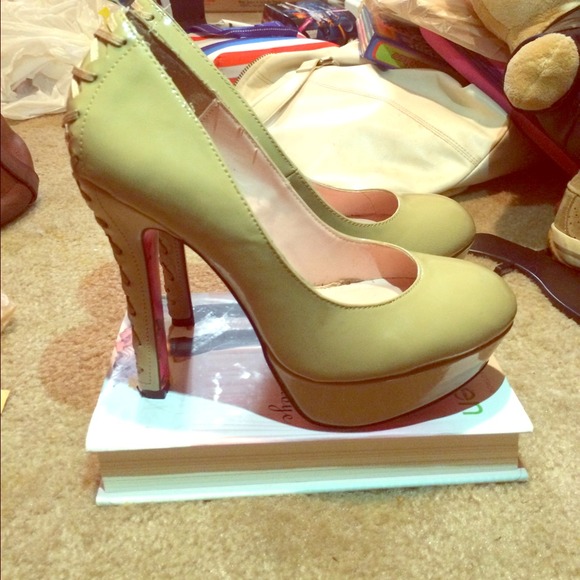Betsey Johnson Nude pumps. USED. NO TRADES please.