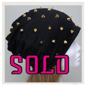 🌟SOLD🌟Studded Beanie