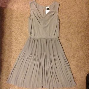 🚫SOLD🚫 Grey/ tan dress