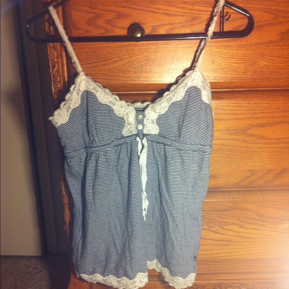 Abercrombie top