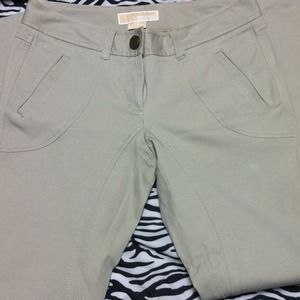 MICHAEL KORS SKINNY PANTS SIZE 2P Never Worn !