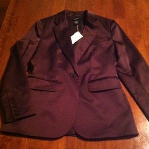 ✂️REDUCED✂️Body by Vic Satin Blazer. NWT Size 10