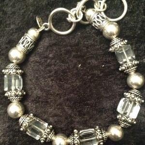 Silpada Swarkovski Crystal SS bracelet
