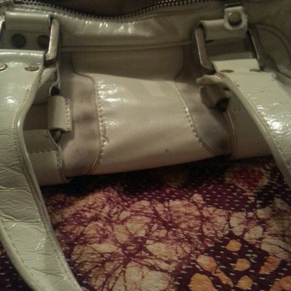 Handbag - Picture 2 of 4