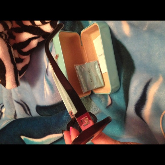 Authentic Tiffany Sunglasses main image 4