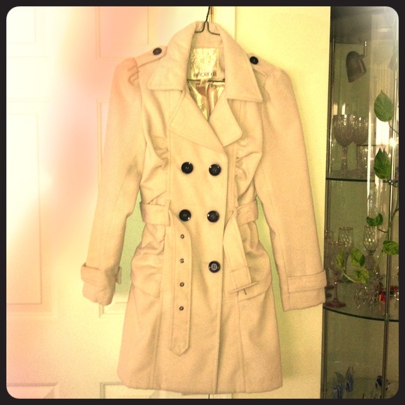 🎀Lovely Arden B Off-White Pea Coat 🎀