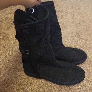 🎁 🎉Black UGGS 😘