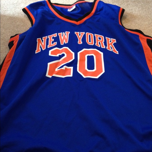 **SOLD** Knicks jersey