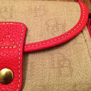 ‼️SOLD‼️D&B Wristlet