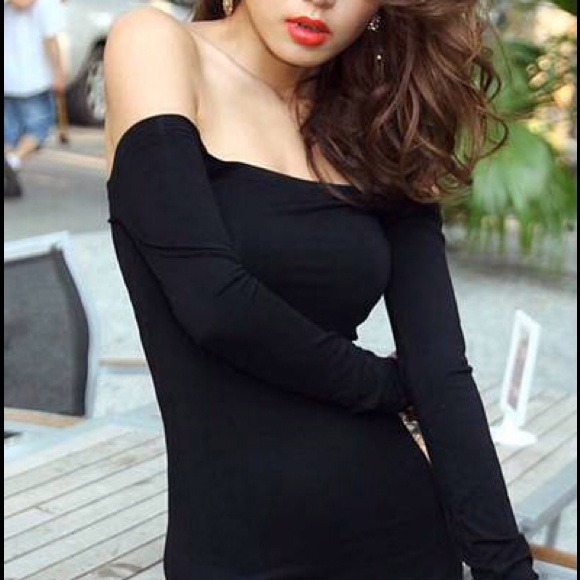 $5 with a bundle - Little black dress - Picture 2 of 4