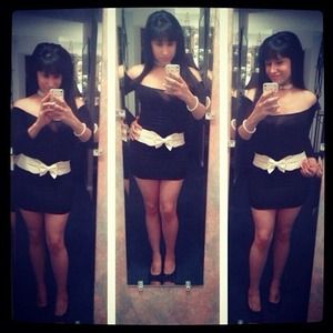 $5 with a bundle - Little black dress