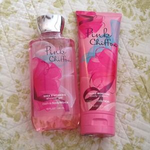 BATH & BODY WORKS Pink Chiffon body set💕