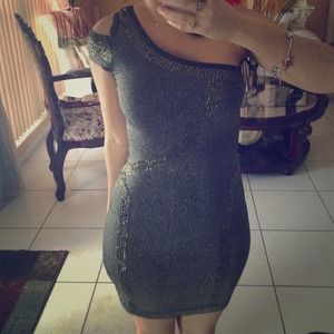 bebe dress, beautiful details