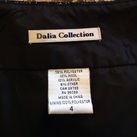 Mini skirt - Picture 3 of 3