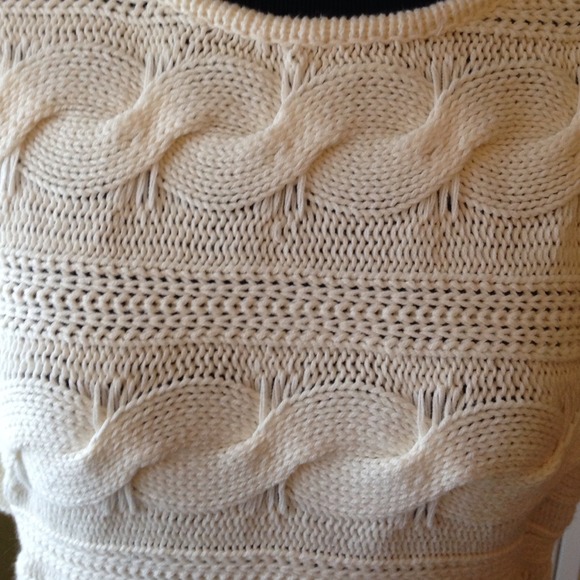 🔴Sold in Bundle🔴 Cream Cable Knit Sweater - Picture 2 of 2