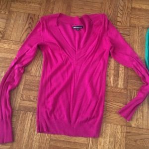 Medium pink express sweater