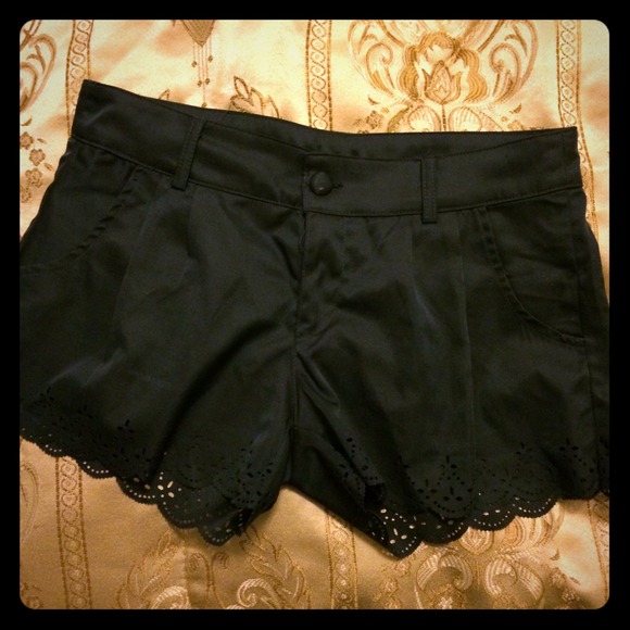 Short shorts (dark blue)