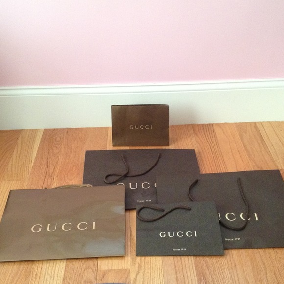 Gucci shopping bags