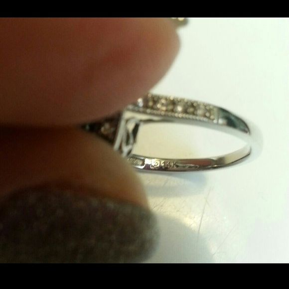 Sold - Picture 3 of 4