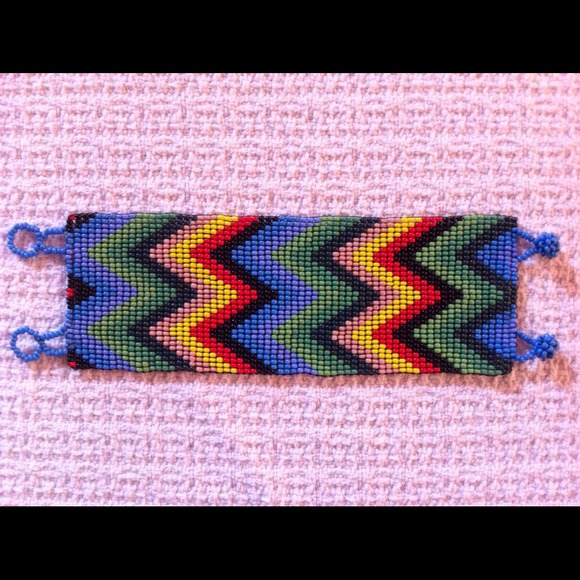Native Beaded Bracelet - Picture 1 of 1
