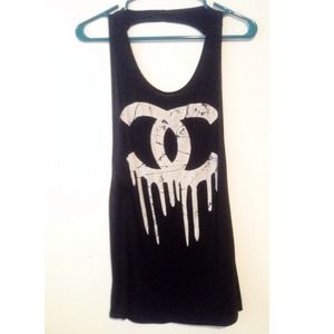 Women's black top