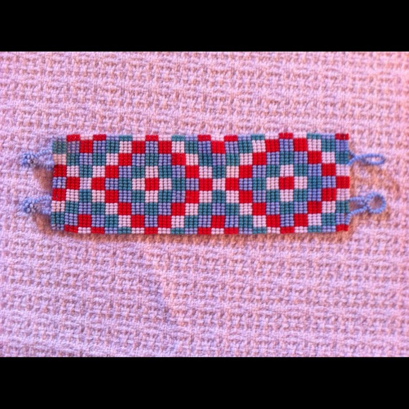 Native Beaded Bracelet - Picture 1 of 1