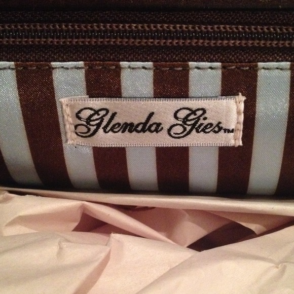 Glenda glies lily handbag - Picture 2 of 2