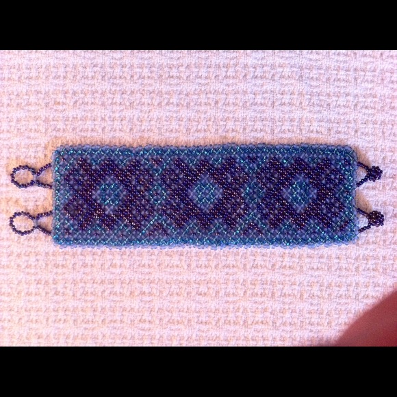 Native Beaded Bracelet - Picture 1 of 1