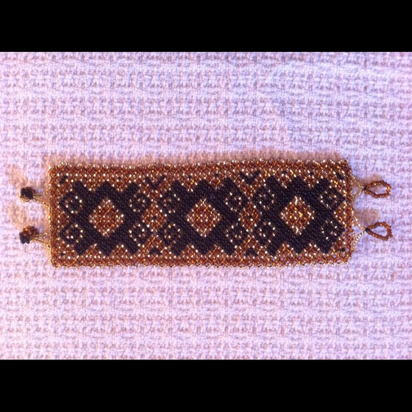 Native beaded Bracelet - Picture 1 of 1