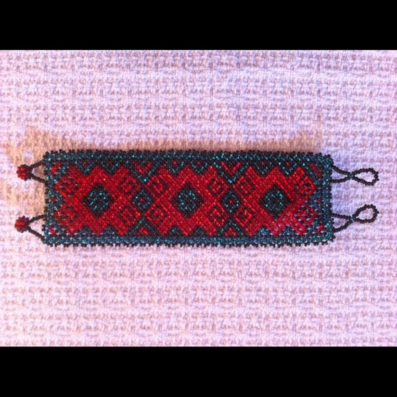 Native Beaded Bracelet - Picture 1 of 1