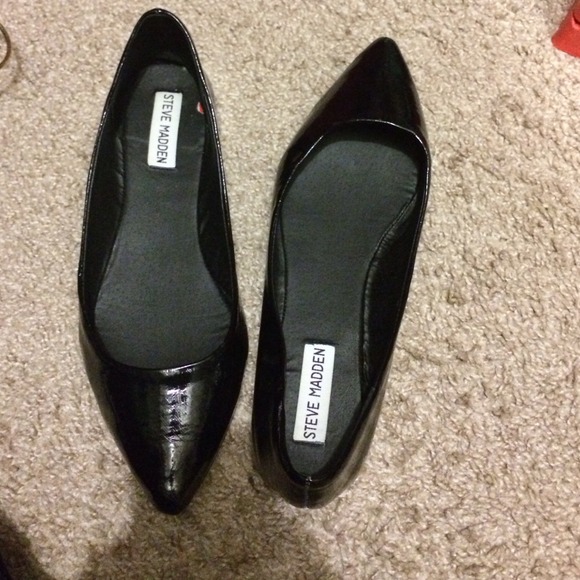 Steve Madden Flats!
