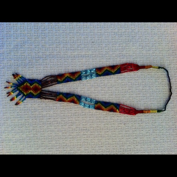 Native Beaded Necklace - Picture 2 of 4