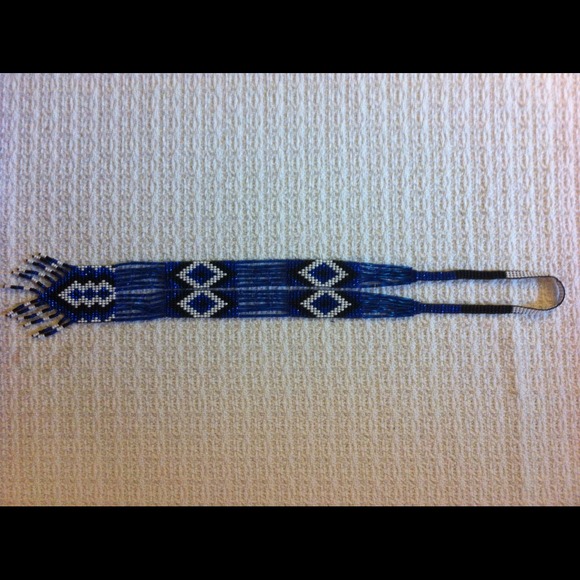 Native Beaded Necklace - Picture 2 of 3