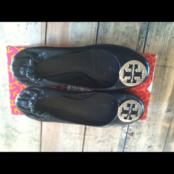 New Tory Burch black flats